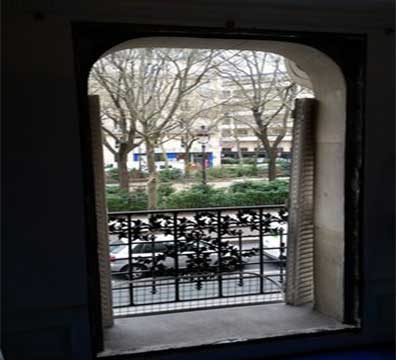 Remplacement des portes-fenêtres esprit ancien d'un appartement à Paris - Isolation phonique et thermique